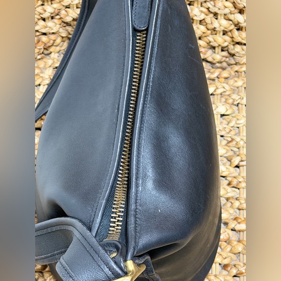 Vintage Coach 9953 Helen Legacy Leather Bucket Bag - Picture 3 of 7